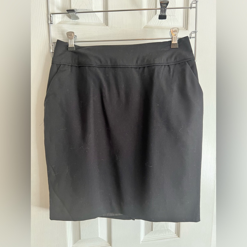 H&M Classic Black Pencil Skirt